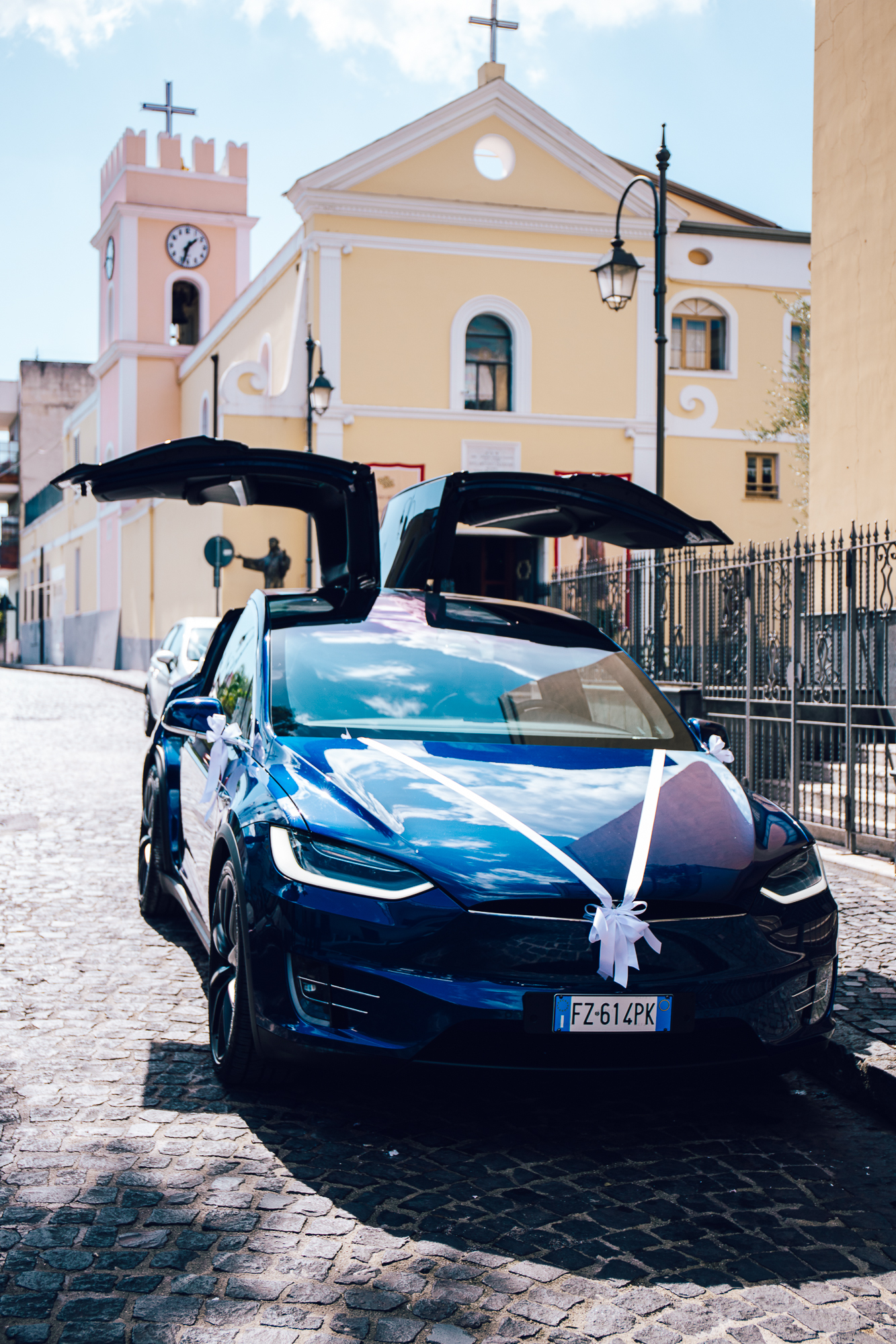 qualcosa-di-blu_weddingplanner_eventdesign_allestimentomatrimonio_oro-e-nero-1