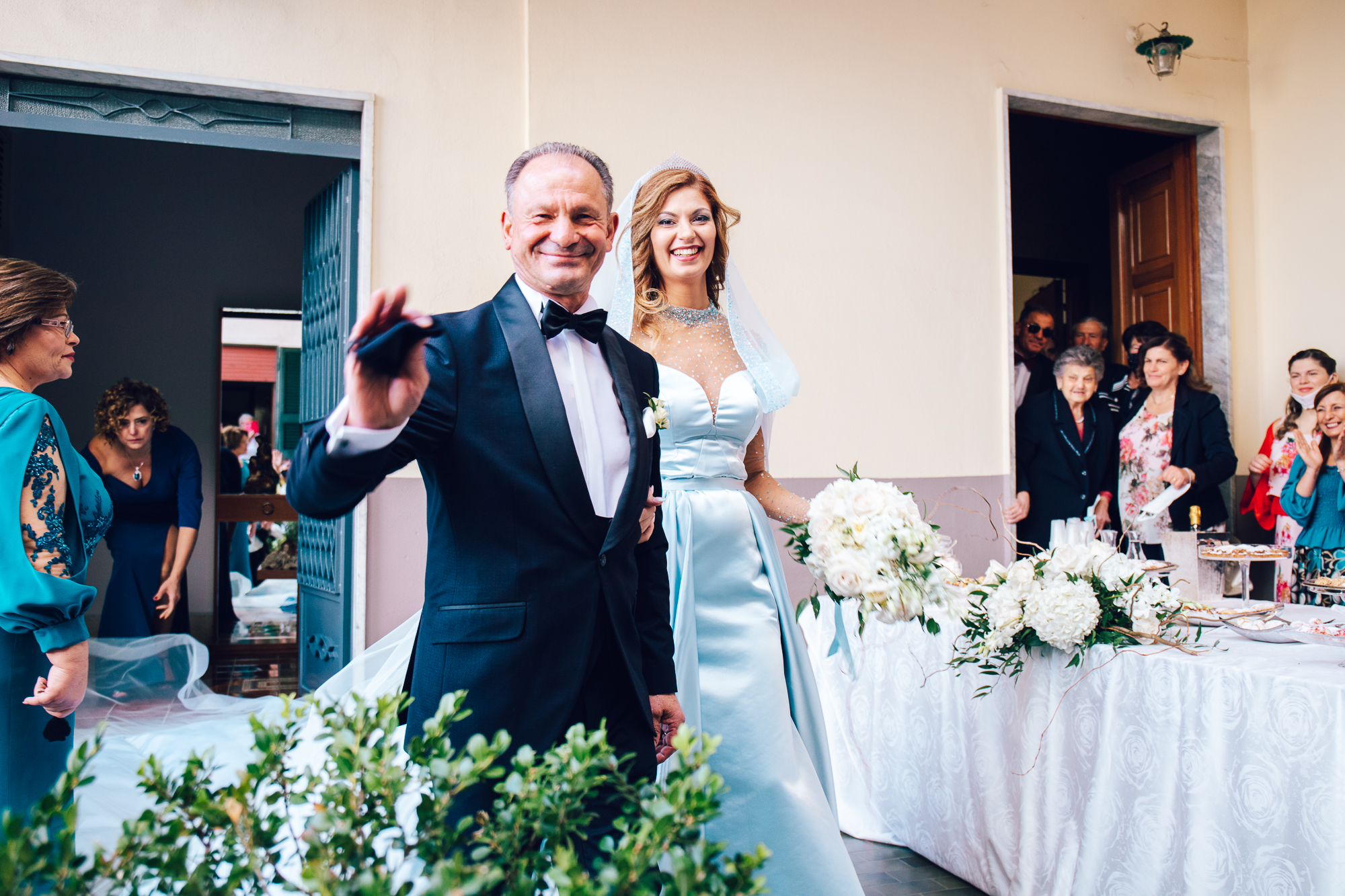 qualcosa-di-blu_weddingplanner_eventdesign_allestimentomatrimonio_oro-e-nero-4