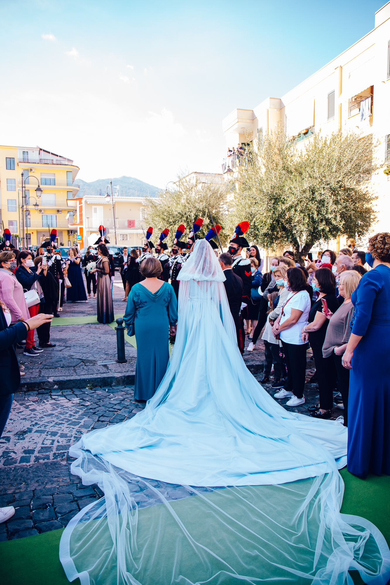 qualcosa-di-blu_weddingplanner_eventdesign_allestimentomatrimonio_oro-e-nero-5
